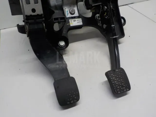 Блок педалей для  BMW 3-serie F30/F31/F80 2011-2020