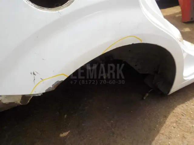 Панель задняя для  BMW 6-serie E63 2004-2009