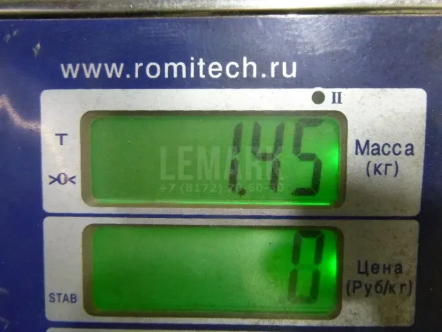 Обшивка двери багажника для  BMW 5-serie E60/E61 2003-2009