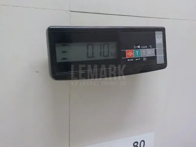 Болт распредвала