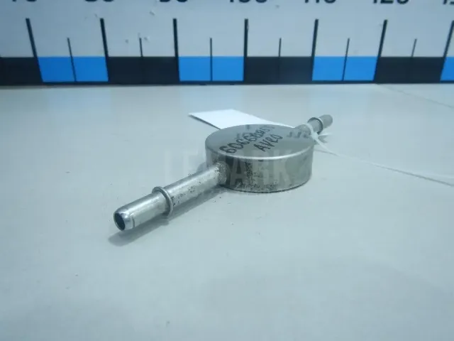 Демпфер топливной рампы