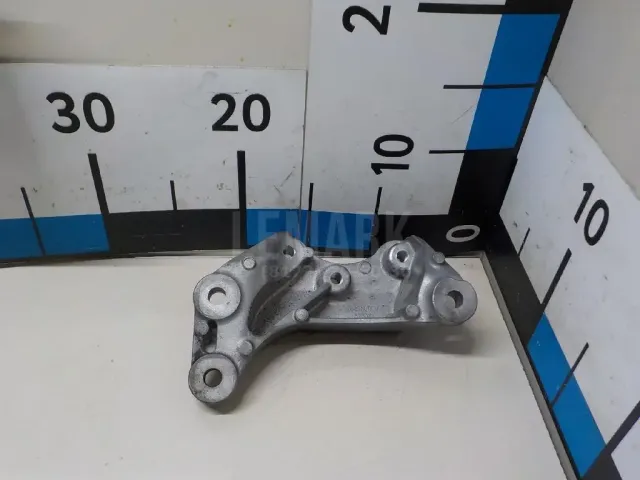 Кронштейн опоры КПП для  BMW X3 G01/F97 2017-2024