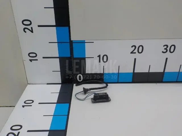 Кнопка открывания багажника для  Ford Ranger 2006-2012