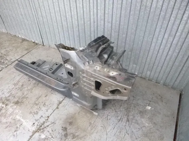 Порог правый для  Chevrolet Trail Blazer 2001-2010