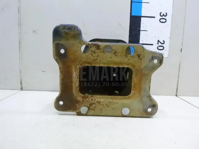 Кронштейн усилителя переднего бампера левый для  Ford S-MAX 2006-2015