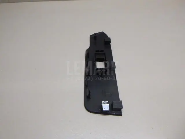 Накладка блока управления стеклоподъемниками для  Citroen Berlingo II (B9) 2008-2022