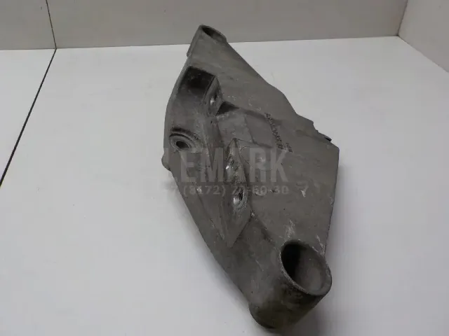 Кронштейн опоры двигателя для  Ford S-MAX 2006-2015