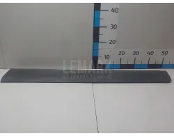 Накладка двери передней правой