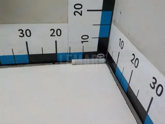 Демпфер бардачка