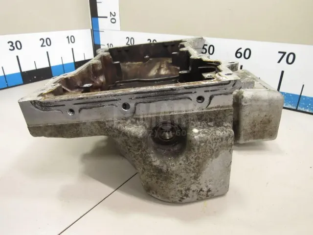 Поддон масляный двигателя для  Daihatsu