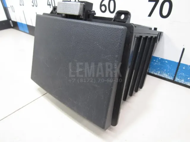 Подстаканник для  BMW X5 E70 2007-2013