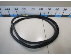 Уплотнитель багажника
