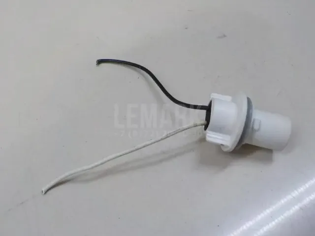 Патрон лампы для  CASE SV300 2012