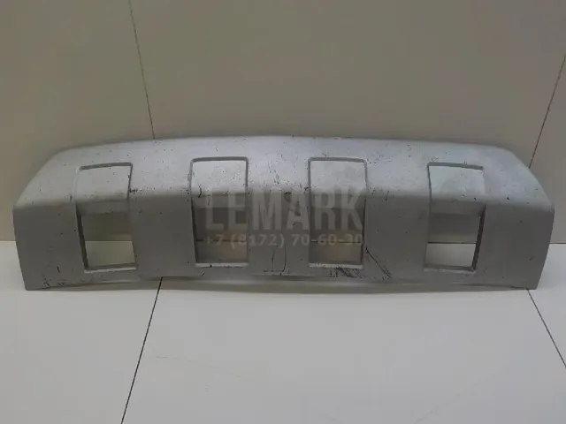 Накладка переднего бампера центральная для  Audi A4 [B6] 2000-2004