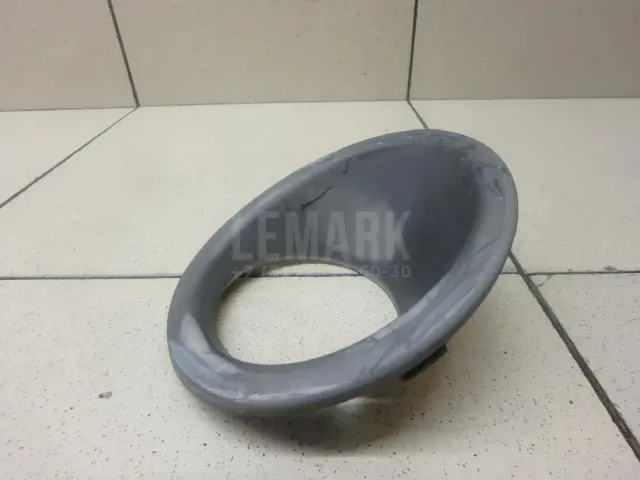 Рамка противотуманной фары левой для  Fiat Punto I (176) 1993-1999