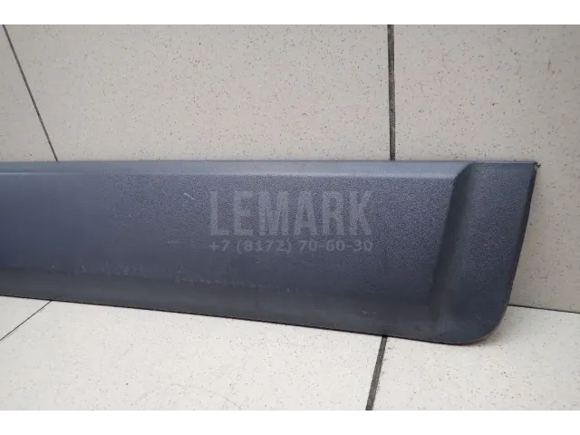 Накладка двери передней правой для  Citroen C6 2006-2012