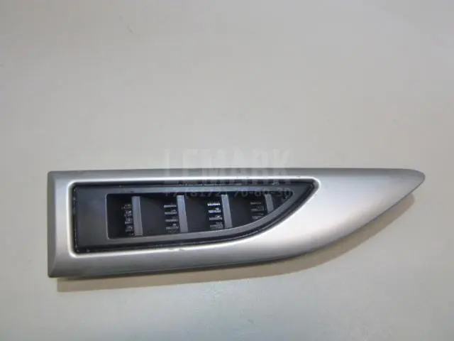 Молдинг переднего правого крыла для  BMW 5-serie GT F07 2009-2016