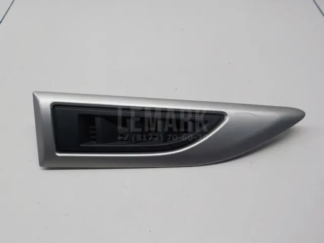 Молдинг переднего правого крыла для  Ford America Taurus 1996-2006