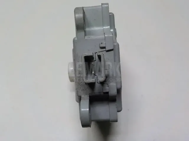 Моторчик заслонки отопителя для  Ford Fiesta 1995-2001