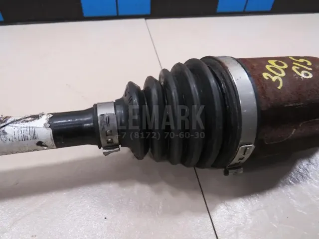 Полуось передняя левая для  Chevrolet HHR 2005-2011
