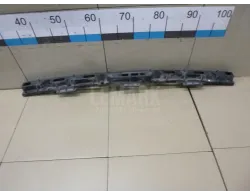 Направляющая заднего бампера