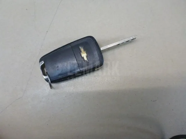 Ключ зажигания