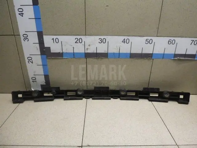 Направляющая заднего бампера для  Geely Icon (SX12) 2020