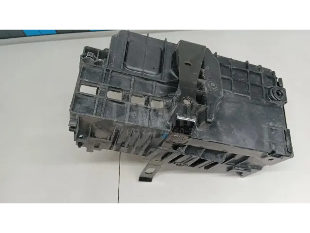 Крепление АКБ (корпус/подставка) для  Audi 100/200 [43] 0-1983