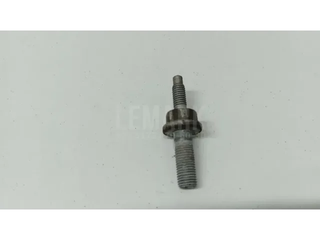 Шпилька для  Fiat Doblo Nuovo 2010