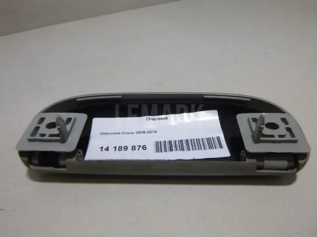 Очечник для  Chevrolet Tahoe III 2006-2014