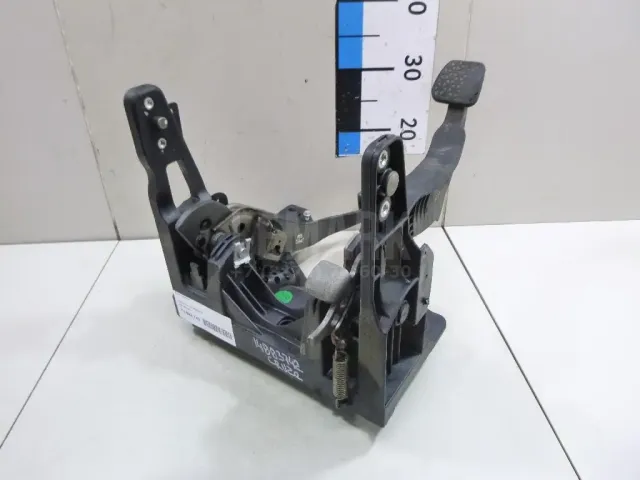 Блок педалей для  BMW X1 E84 2009-2015