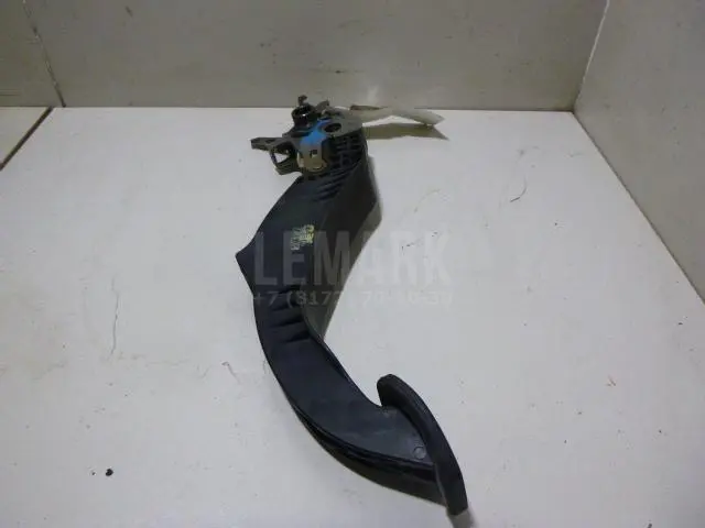 Педаль сцепления для  BMW 3-serie F30/F31/F80 2011-2020