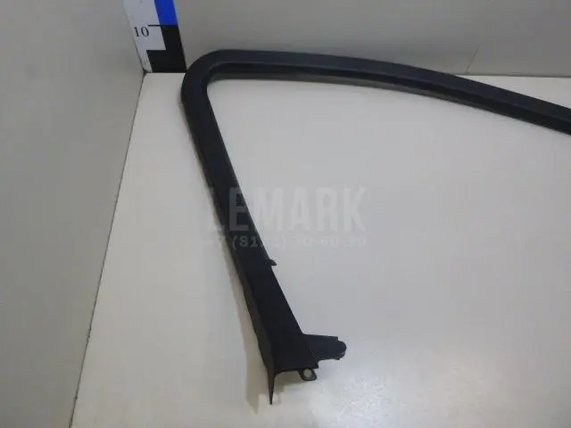 Накладка двери передней левой для  BMW 6-serie E63 2004-2009