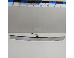 Накладка крышки багажника