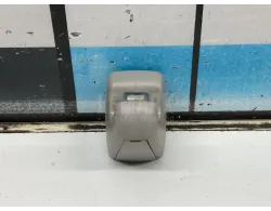 Крючок солнцезащитного козырька