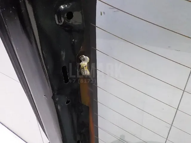 Дверь багажника со стеклом для  Chrysler Voyager/Caravan (RG/RS) 2000-2008