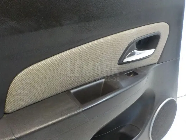 Обшивка двери задней левой для  BMW X5 F15/F85 2013-2018