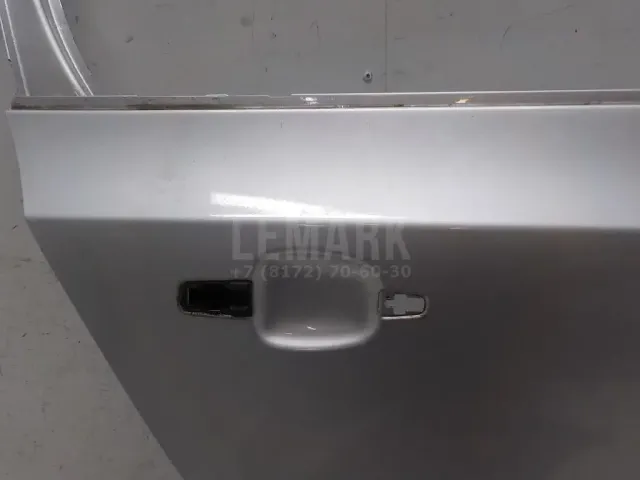 Дверь задняя правая