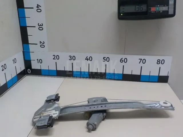 Стеклоподъемник электр. задний левый