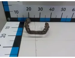 Скоба суппорта заднего
