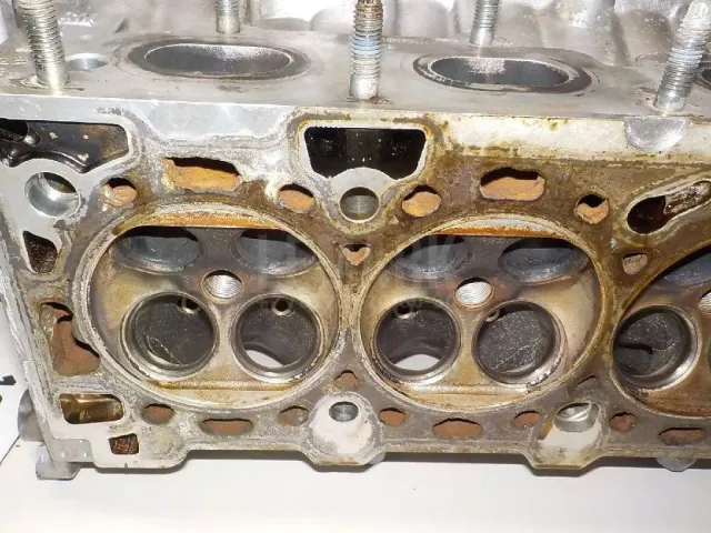 Головка блока для  Ford Kuga 2008-2012
