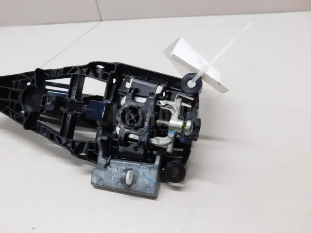 Ручка двери задней наружная левая для  BMW X5 F15/F85 2013-2018