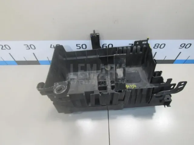 Крепление АКБ (корпус/подставка) для  BMW 5-serie G30/G31/F90 2017-2023