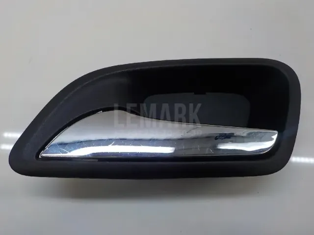 Ручка двери внутренняя левая для  Ford America Focus USA 2004-2007