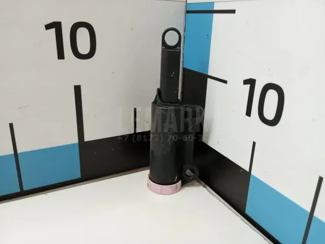 Демпфер бардачка