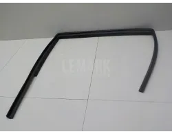 Уплотнитель стекла двери