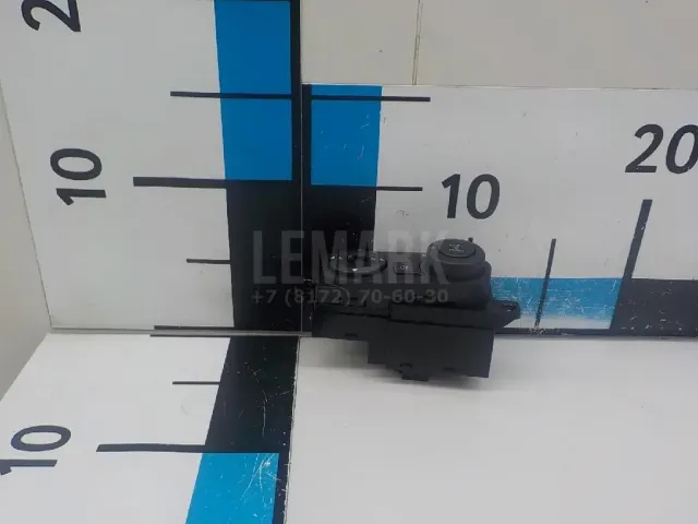 Переключатель регулировки зеркала