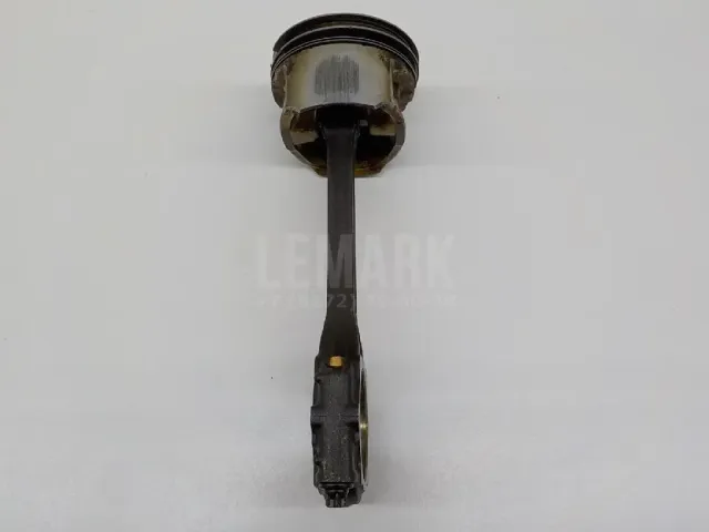 Поршень с шатуном