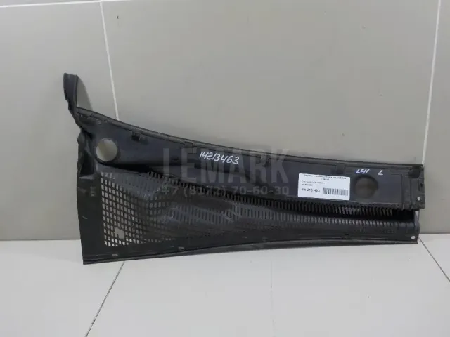 Решетка стеклооч. (планка под лобовое стекло) для  GM Pontiac Vibe 2002-2007
