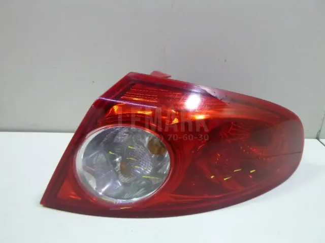 Фонарь задний наружный правый для  Alfa Romeo GTV 1995-2005